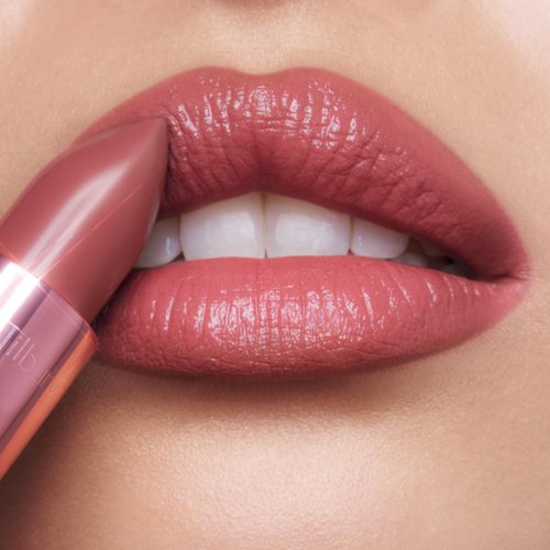 Charlotte Tilbury Iconic Hollywood Lip Trio - Limited-Edition Lipstick Gift Set Featuring K.I.S.S.I.N.G Shades - Moisturizing, Flattering Travel Size Lipsticks