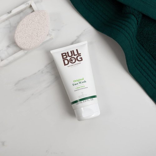 BULLDOG Men's Skincare Kit - Original Full Face Set with Moisturizer, Face Wash & Scrub