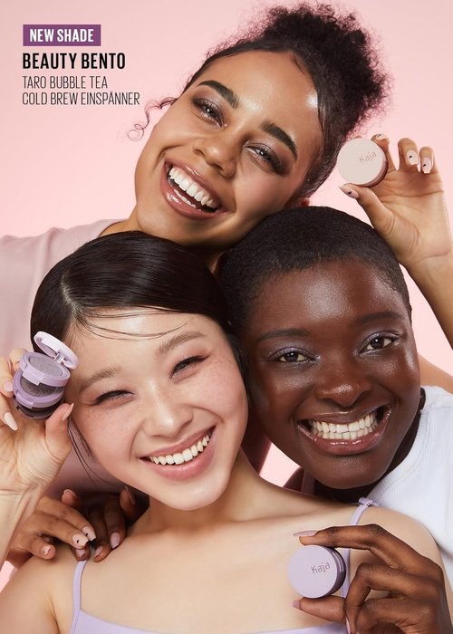 Kaja Beauty Bento Collection | Glitter + Shimmer + Matte | 21 Cold Brew Einspänner - Soft Ash Gray | 2019 Best of Beauty Award in Glitter