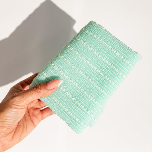 Dermasuri - Japanese Exfoliating Washcloth - Exfoliating Body Scrubber and Back Scrub, Exfoliating Shower Towel, Loofah Exfoliation, Removes Dry & Dead Skin, Wash Cloths for Showering