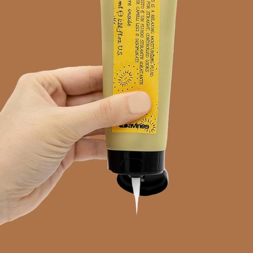 Davines Relaxing Moisturizing Fluid - Anti-Frizz & Curl Smoothing Formula | 4.23 Fl Oz