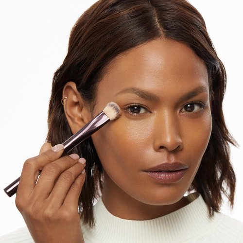 Hourglass Vanish Concealer Brush - Seamless Finish for Flawless Application