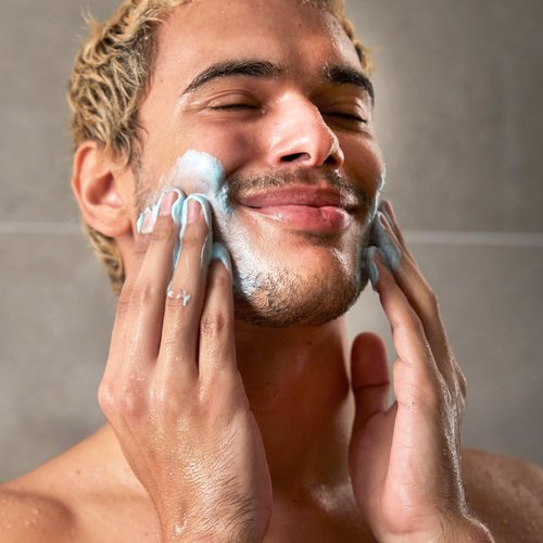 DOVE MEN + CARE Body and Face Scrub Eucalyptus Deeply Exfoliates for Hydrated & Nourished Skin 100% Gentle Cleanser, No Sulfate Cleansers or Parabens 9 oz