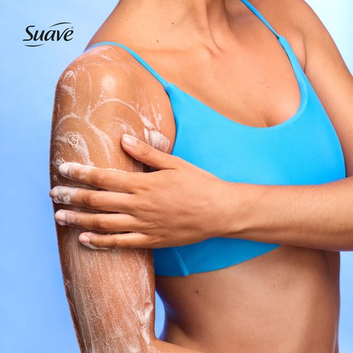 Suave Strawberry Delight Exfoliating Body Wash & Scrub with Glycerin & Vitamin E, Sulfate-Free Hydrating Cleanser for Soft, Smooth Skin, 6 Count, 18 FL OZ EA
