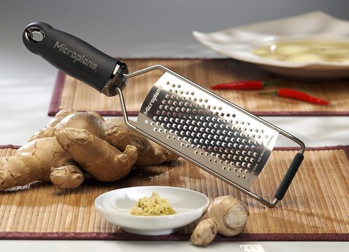 Microplane Gourmet Series Coarse Cheese Grater - Premium Silver Grating Tool, 1 Count