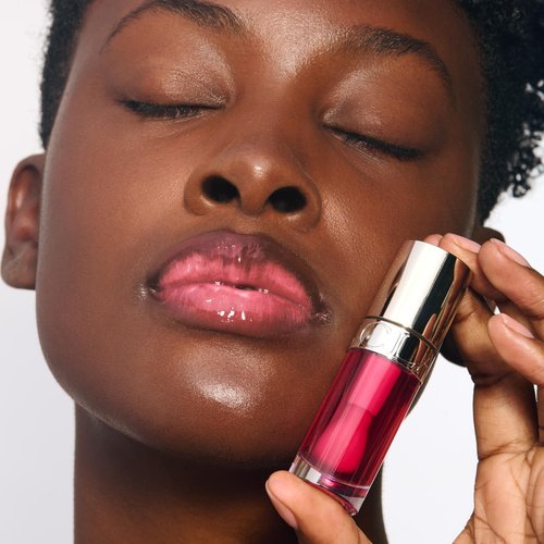 Clarins Lip Comfort Oil - Soothes, Hydrates and Plumps Lips with 93% Natural Ingredients