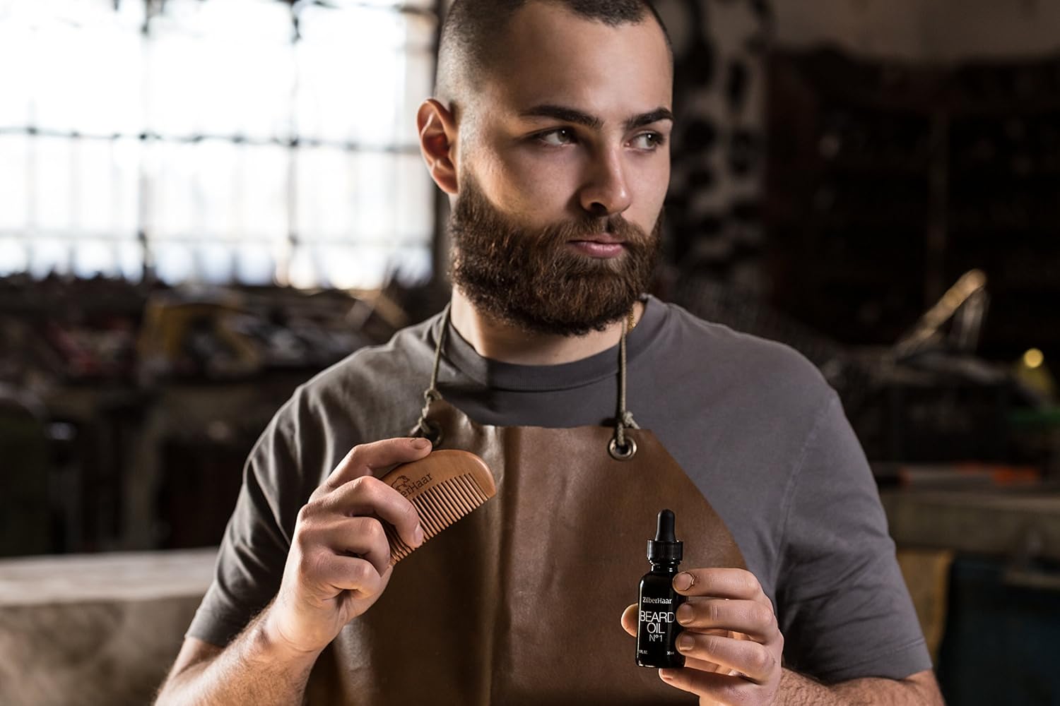 ZilberHaar Beard Oil №1 - Organic Moroccan Argan & Jojoba Oil for Hydrated Beard Growth - 1 oz | Free Comb Included