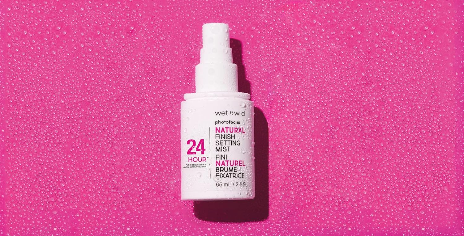 Wet n Wild Photo Focus Setting Mist - Lightweight & Nourishing Formula for All Skin Types | 24HR Matte Finish