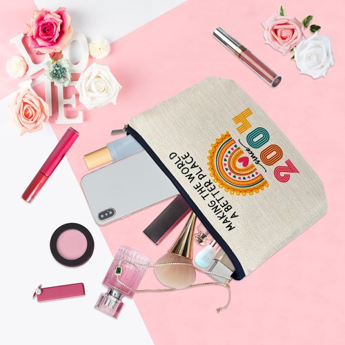 ancpeany 22nd Birthday Gifts for Her Makeup Bag, 2004 Happy 22 Birthday Decorations for Women Her, 22 Year Old Birthday Gifts Ideas for Daughter, Sister, Female, Teenage Girls, Cosmetic Travel Pouch