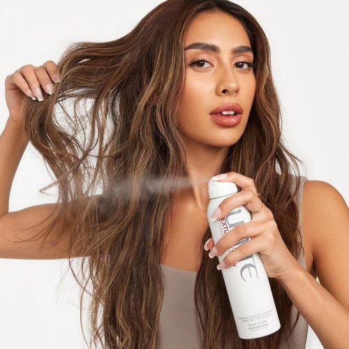 UNITE Hair – Texturizing Spray for Weightless Volume & Medium Hold – UV & Thermal Protection – 7 Oz