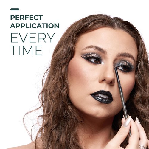 Rose and Ben Beauty E27 Inner Detail Eye Brush | Angled Design for Precise Application | Cruelty-Free Bristles