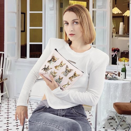 LEVLO Chihuahua Cosmetic Makeup Bag Gift For Chihuahua Lover Chihuahua Mom Travel Pouch Bag Chihuahua Merchandise (Chihuahua)