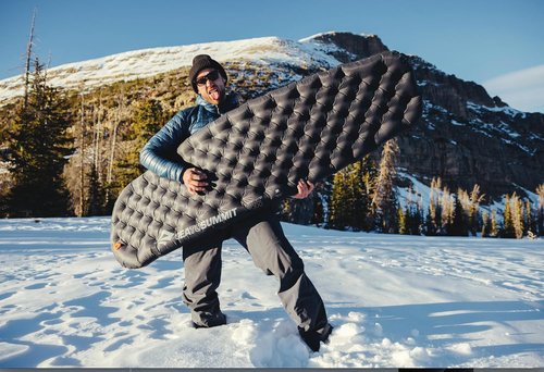 Sea to Summit Ether Light XT Sleeping Pad - Extreme Cold-Weather Insulation | Regular Size (72 x 21.5 x 4 inches)