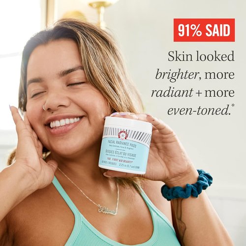 First Aid Beauty Facial Radiance Pads - Exfoliating AHA Treatment | 28 Count