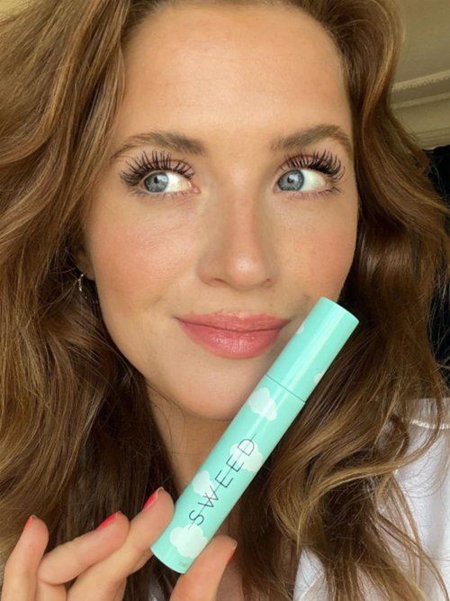 SWEED - Cloud Mascara | Flake-Free, Smudge-Proof, Volumizing | Vitamin B5 | Vegan, Cruelty-Free, Clean Beauty (Black, 0.4 oz | 12 ml)