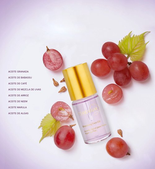 Aceite Facial para todo tipo de Piel / 26 ml protege de los radicales libres, ayuda a mantener la estructura de la piel, ofreciendo un aspecto visiblemente renovado y una piel hidratada.