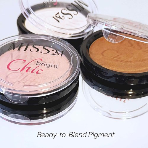 Regine Switzerland Chic Bright Powder Highlighter - Shimmery Illuminator in 42 Bright Peach, 0.33 Oz