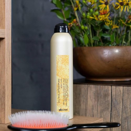 Davines Perfecting Hairspray - Medium Hold with Invisible Finish | Ultra-Fine Mist, 10.14 Fl Oz