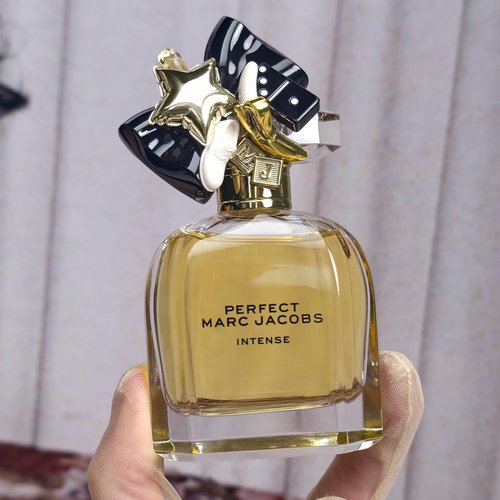 Marc Jacobs Perfect Intense Eau de Parfum - Woody Floral Women's Fragrance with Daffodil, Jasmine & Almonds