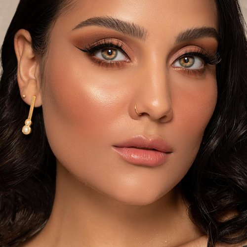 Sigma Beauty Matte Bronzer Powder - Long-Lasting Matte Finish for a Natural Sun-Kissed Glow (Medium)