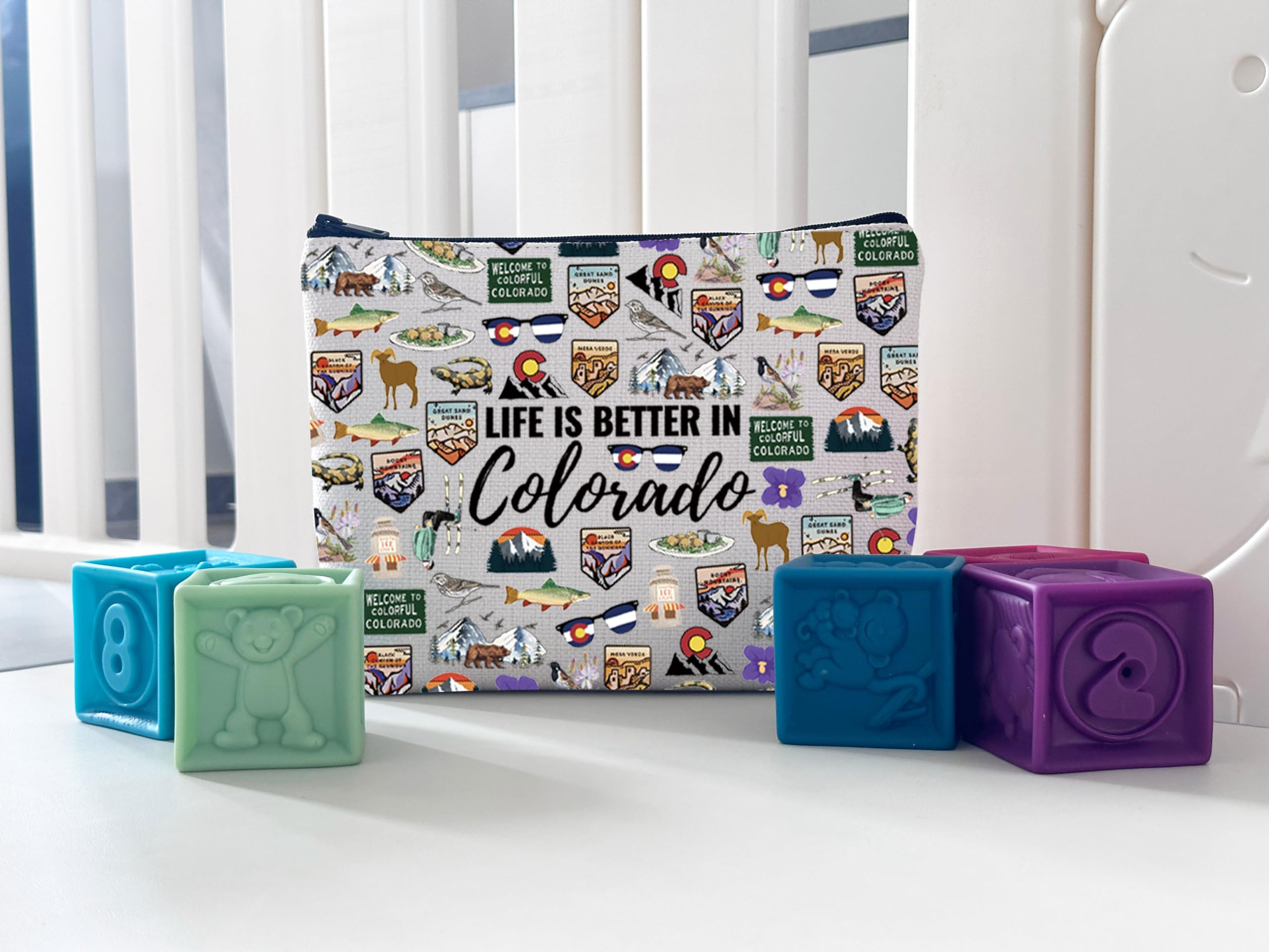 WCGXKO Colorado Travel Trip Gift Life Is Better In Colorado Makeup Bag Colorado Vacation Souvenirs (Better In Colorado)