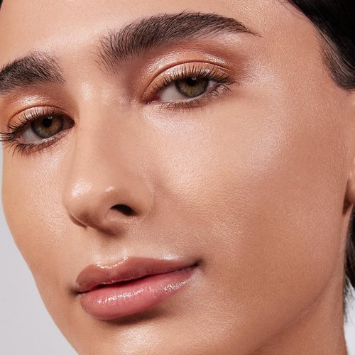 Morphe Lightform Dewy Foundation - Long-Lasting Hydration & Natural Radiance - Medium 10C (1.01 fl oz)