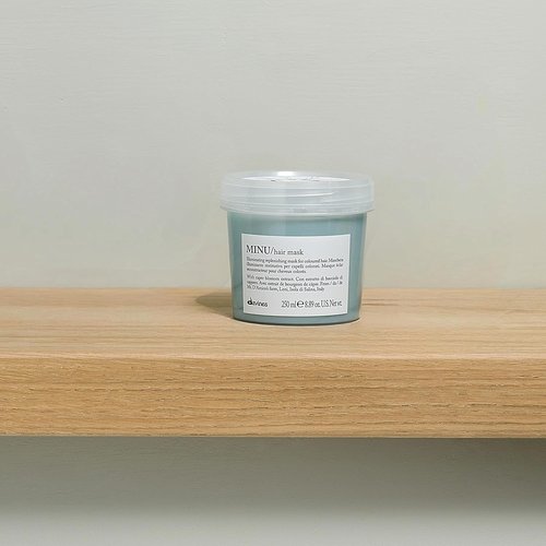 Davines MINU Hair Mask - Deep Nourishing Treatment for Color Treated Hair | Illuminates & Restores, 8.45 Fl Oz