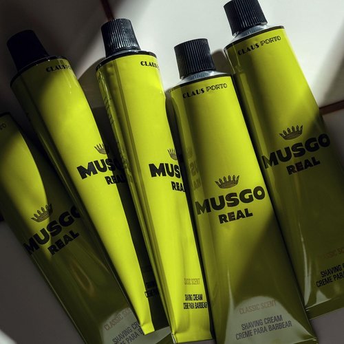 Claus Porto - Musgo Real Shaving Cream Classic Scent | Freshens & Soothes Skin | Enriched With Lanolin, Coconut & Jojoba Oil (100 mL | 3.4 fl oz)