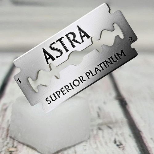 The Shave Factory Premium Shaving Set - Astra Platinum Double Edge Safety Razor Blades (100)