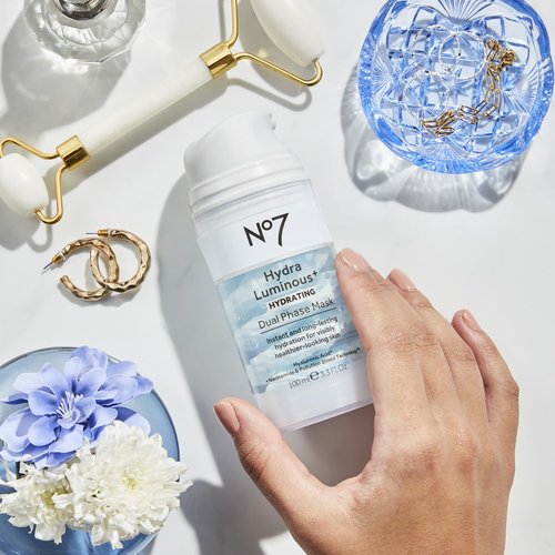 No7 HydraLuminous+ Hydrating Dual Phase Face Mask - Hyaluronic Acid Overnight Face Mask with Vitamin B3 Niacinamide for Skin Barrier Repair & Radiant-Looking Skin (3.5 Fl Oz)