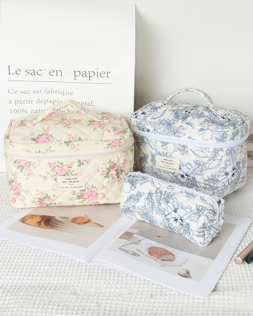 Makeup Bag, Quilted Makeup Bag, Cotton Large Travel Makeup Bags, Floral Cosmetic Bag, Travel Quilted Makeup Bags for Women, Flower Toiletry Bag
