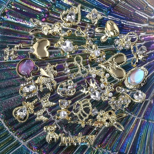 30pcs Random Gold Nail Charms Luxury Zircon Nail Rhinestones 3D Alloy Flower Butterfly Nail Art Charms Metal Snake Rabbit Heart Charms for Nails Mix Styles Nail Gems Nail Jewels for Nail Art Supplies