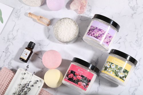 spa luxetique Bath Salts, 8pcs Bath Salts Gift Set with Argan Oil, Bath Bombs, Wooden Scoop, Epsom Salt for Soaking in Lavender, Rose, Chamomile Scent, Mother's Day Gifts, Christmas Gifts for Her