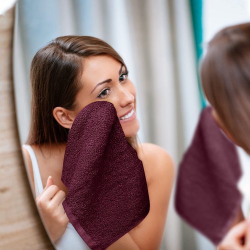 Utopia Towels 24 Pack Cotton Washcloths Set, 100% Ring Spun Cotton, Premium Quality Flannel Face Cloths, Highly Absorbent and Soft Feel Fingertip Towels, Burgundy
