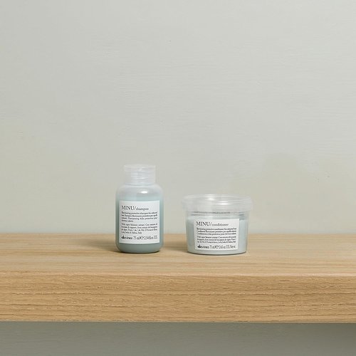 Davines MINU Shampoo - Color Retention Formula for Bright, Shiny Hair | Protects Treated Hair