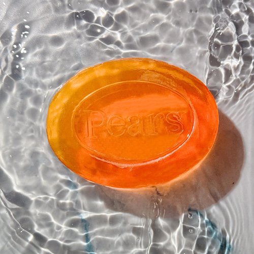 Pears Soap, Pure & Gentle with Natural Oils, 12-Pack – Transparent Amber Glycerin Soap for Pampered, Glowing Skin, 4.4 Oz Ea