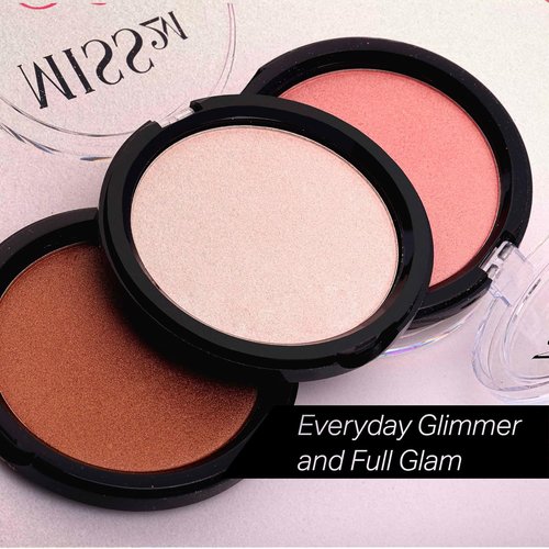 Regine Switzerland Chic Bright Powder Highlighter - Shimmery Illuminator in 42 Bright Peach, 0.33 Oz