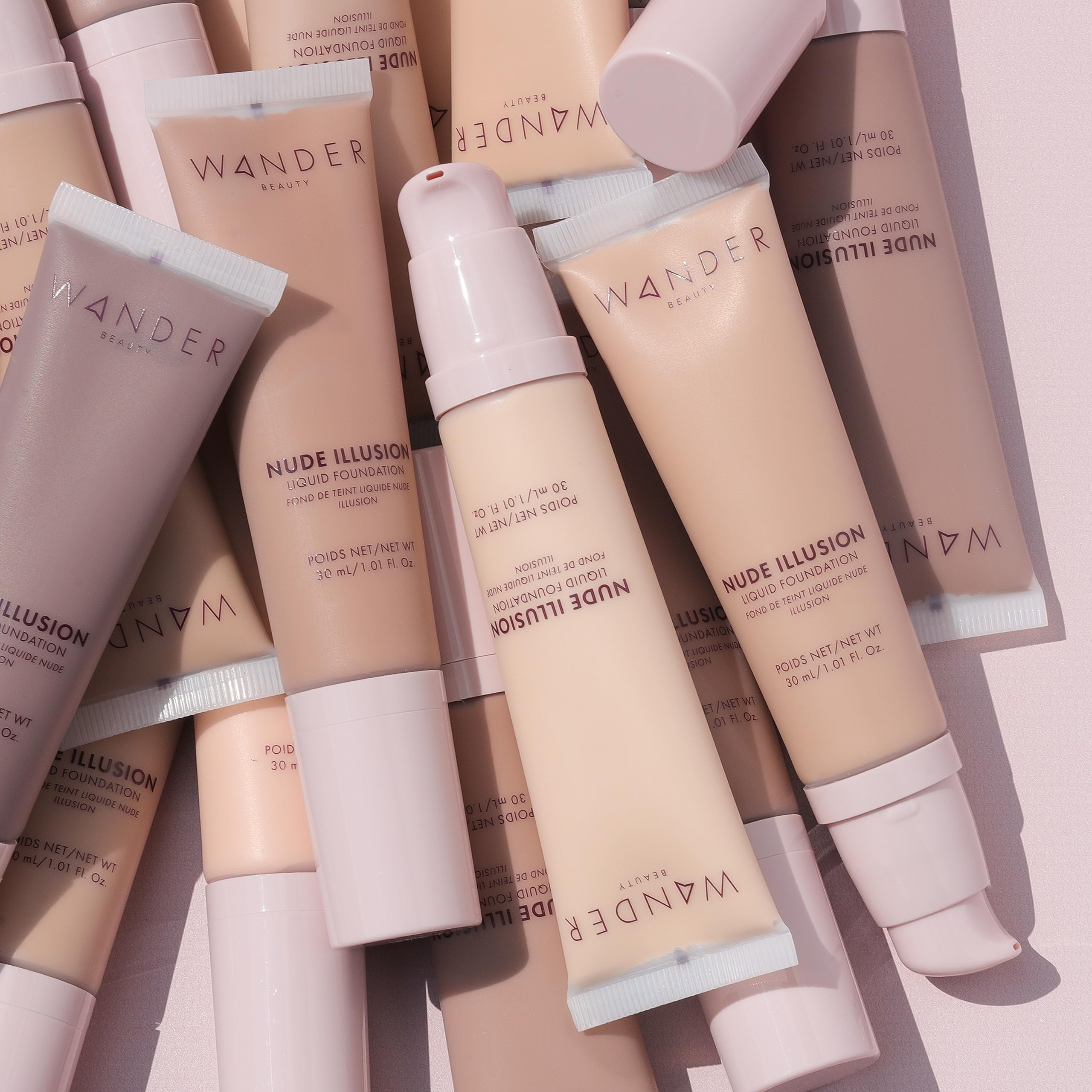 Wander Beauty Nude Illusion Liquid Foundation - Fair Light - Medium to Full Coverage Foundation - Natural Makeup with Vitamin E & Macadamia - Nude Skin Finish Blurs & Conceals - 1.01 fl oz