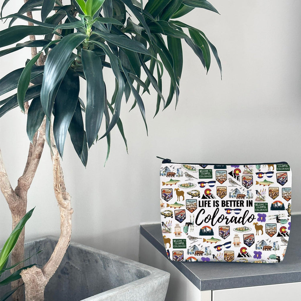 WCGXKO Colorado Travel Trip Gift Life Is Better In Colorado Makeup Bag Colorado Vacation Souvenirs (Better In Colorado)