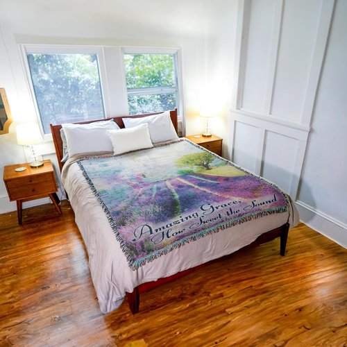 Pure Country Weavers Amazing Grace Blanket - Woven Cotton Tapestry Throw | Made in The USA (72x54)