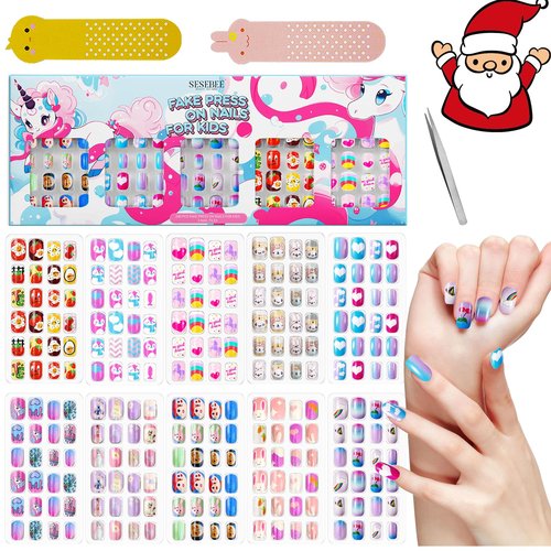 240Pcs Kids False Nail with Nail Glue Children Girls Press on short Nails No fading Stable Quick Stick on Cute Pre Glue Full Cover Acrylic Nail Tip Kit Gift for Kids Nail Decoration(Rainbow Unicorn）