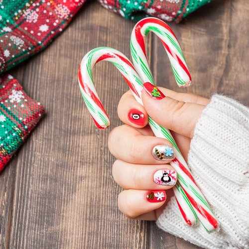 4 Boxes Christmas Glitter Nail Sequins Christmas Glitter for Resin Tumblers 3D Santa Claus Snowflake Elk Decals for Acrylic Nails for DIY Craft Christmas Winter Nail Decorations