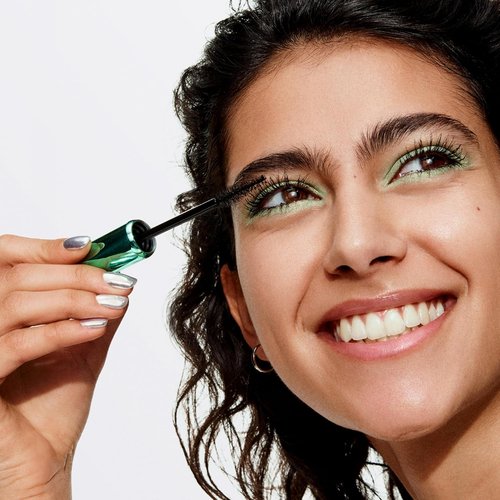 Clinique High Impact High-Fi Full Volume Mascara - Non-Clumping, Smudge-Proof, Safe for Sensitive Eyes | Black/Brown