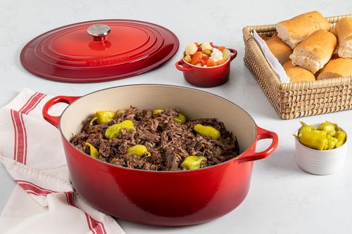 Le Creuset Enameled Cast Iron Dutch Oven - 8 Qt. Oval in Peche with Light Gold Knob
