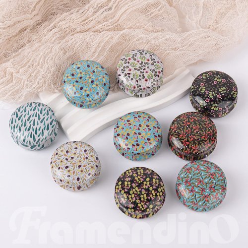 Framendino, 12 Pack Mini Tinplate Candle Tin Jars with Lids, Empty Reusable Round Travel Cans Refillable Container for Making, Eye Shadow, Jewelry, Pendant