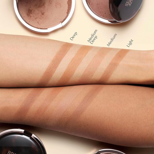 Estée Lauder Bronze Goddess Bronzer Powder - Matte Finish & Buildable Coverage, 0.74 Ounce