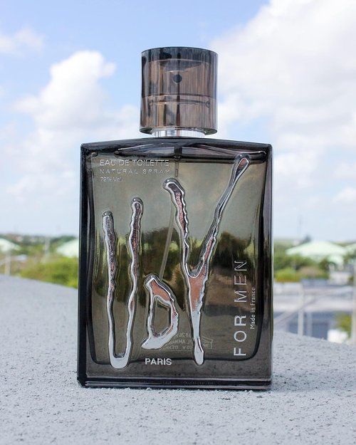 Ulric De Varens Classic Eau De Toilette for Men - Seductive Woody Citrus Fragrance - 3.4 Fl Oz
