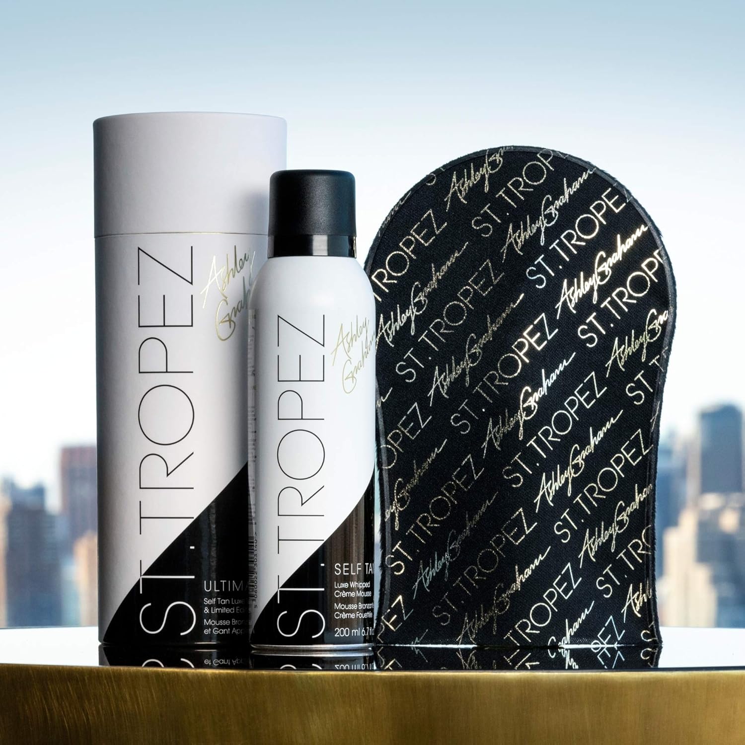 St. Tropez Ultimate Glow Kit - Limited Edition Self Tan Luxe Whipped Crème Mousse & Mitt | 6.7 Fl Oz, Vegan Formula with Hyaluronic Acid