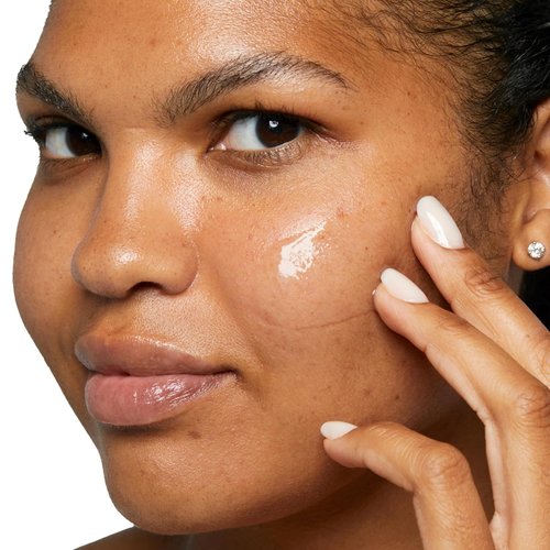 Clinique Dramatically Different Hydrating Jelly - Lightweight Oil-Free Face Moisturizer with Hyaluronic Acid for All Skin Types