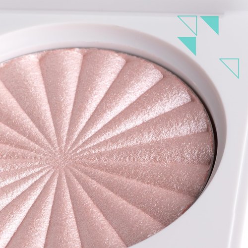 Pressed Highlighter Face Makeup | Flash - A Soft Pearl Pink | Pearl Shimmer Liquid-To-Baked Powder Highlighter | Refillable Pan | Cruelty-Free Beauty Essential | 7g |